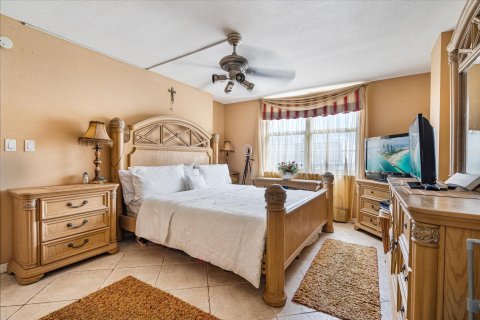 Copropriété à vendre à Pompano Beach, Floride: 2 chambres, 111.48 m2 № 1178323 - photo 16