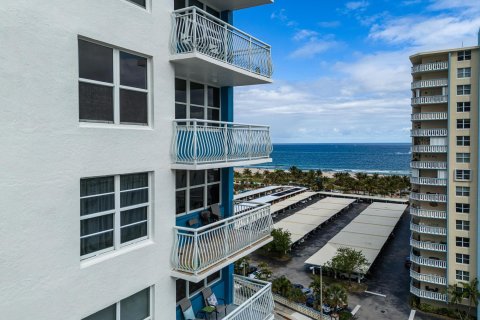 Copropriété à vendre à Pompano Beach, Floride: 2 chambres, 111.48 m2 № 1178323 - photo 4