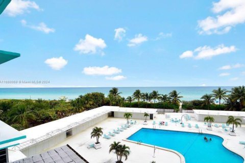 Copropriété à vendre à Miami Beach, Floride: 2 chambres, 235.41 m2 № 1332483 - photo 3