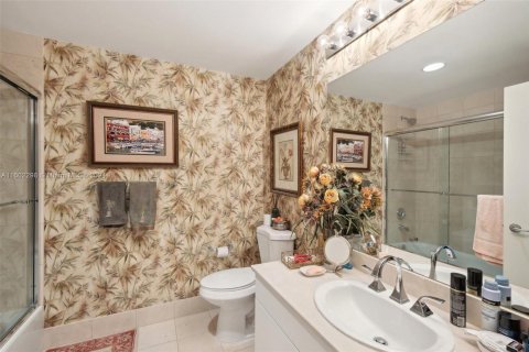 Condo in Aventura, Florida, 3 bedrooms  № 1221936 - photo 30