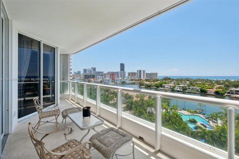 Copropriété à vendre à Aventura, Floride: 3 chambres, 245.26 m2 № 1221936 - photo 1