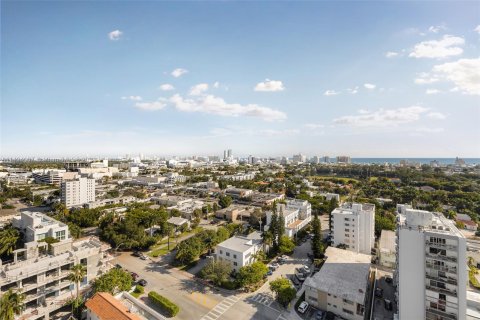 Condo in Miami Beach, Florida, 3 bedrooms  № 866325 - photo 22