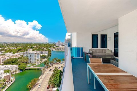 Copropriété à louer à Miami Beach, Floride: 3 chambres, 109.62 m2 № 23846 - photo 1