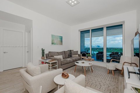 Condominio en alquiler en Miami Beach, Florida, 3 dormitorios, 109.62 m2 № 23846 - foto 6