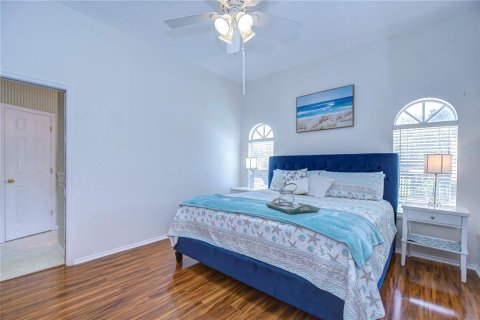 Casa en venta en Tampa, Florida, 4 dormitorios, 188.5 m2 № 1133273 - foto 20