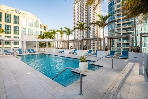 Condo in Fort Lauderdale, Florida, 3 bedrooms  № 984039 - photo 7