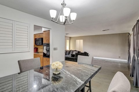 Casa en venta en Hollywood, Florida, 4 dormitorios, 183.57 m2 № 1160820 - foto 26