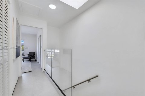 Adosado en venta en Miami, Florida, 2 dormitorios, 97.27 m2 № 1418266 - foto 13