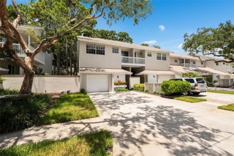 Adosado en venta en Tampa, Florida, 3 dormitorios, 145.3 m2 № 1287481 - foto 4