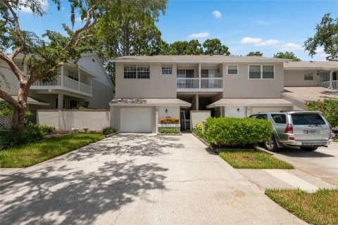 Townhouse in Tampa, Florida 3 bedrooms, 145.3 sq.m. № 1287481 - photo 1