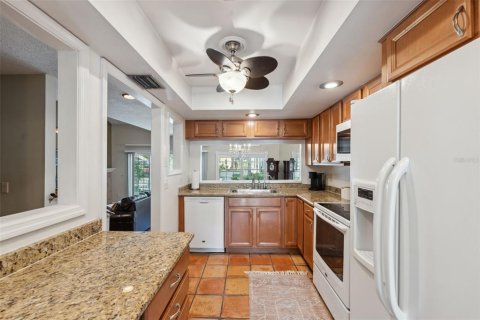 Townhouse in Tampa, Florida 3 bedrooms, 145.3 sq.m. № 1287481 - photo 19