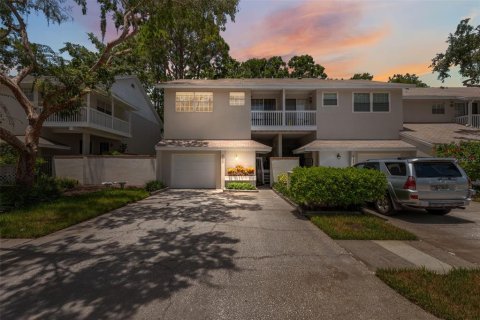 Adosado en venta en Tampa, Florida, 3 dormitorios, 145.3 m2 № 1287481 - foto 2