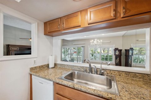 Townhouse in Tampa, Florida 3 bedrooms, 145.3 sq.m. № 1287481 - photo 22