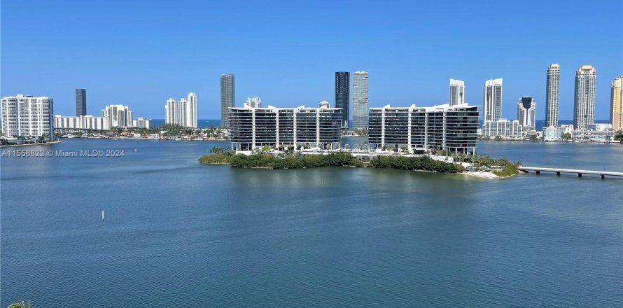 Condo in Aventura, Florida, 2 bedrooms  № 1330091