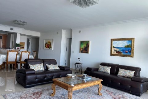 Condo in Aventura, Florida, 2 bedrooms  № 1330091 - photo 7