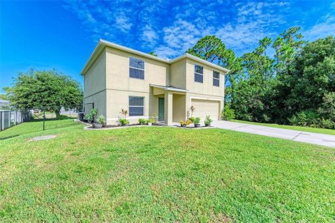 Villa ou maison à vendre à Punta Gorda, Floride: 3 chambres, 207.73 m2 № 1289488 - photo 1