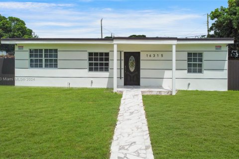 Villa ou maison à vendre à Miami Gardens, Floride: 3 chambres, 106.65 m2 № 1347912 - photo 26