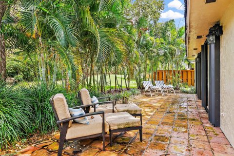 Casa en venta en North Palm Beach, Florida, 2 dormitorios, 124.21 m2 № 921066 - foto 2