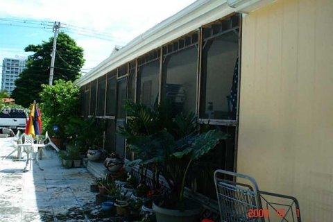 Купить виллу или дом в Серфсайд, Флорида 5 спален, 269.42м2, № 40306 - фото 11