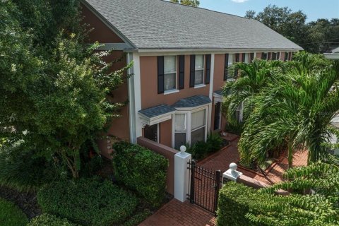 Touwnhouse à vendre à Tampa, Floride: 2 chambres, 117.89 m2 № 1392159 - photo 4