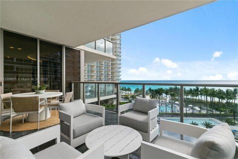 Condominio en venta en Bal Harbour, Florida, 3 dormitorios, 360.83 m2 № 723942 - foto 7