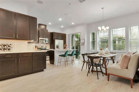 Casa en venta en Orlando, Florida, 3 dormitorios, 180.88 m2 № 1340877 - foto 6