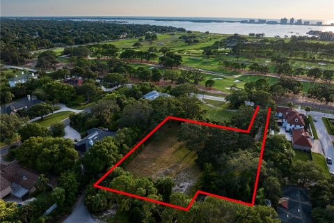 Terreno en venta en Clearwater, Florida № 1340843 - foto 1