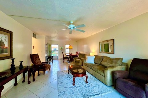 Copropriété à vendre à Lauderdale Lakes, Floride: 1 chambre, 69.49 m2 № 1223659 - photo 28