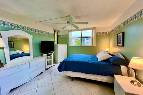 Copropriété à vendre à Lauderdale Lakes, Floride: 1 chambre, 69.49 m2 № 1223659 - photo 19