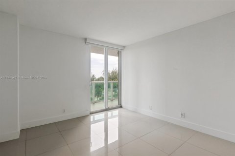 Copropriété à vendre à Sunny Isles Beach, Floride: 2 chambres, 126.07 m2 № 1348079 - photo 3