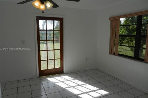 House in Homestead, Florida 4 bedrooms, 229.38 sq.m. № 865968 - photo 21