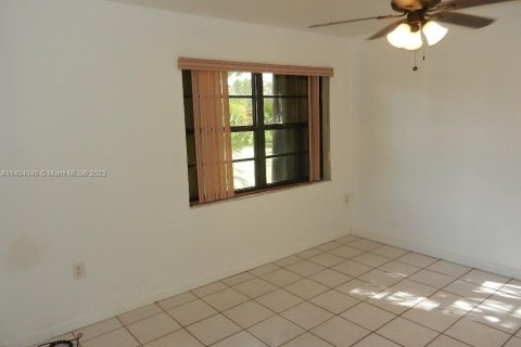 Villa ou maison à vendre à Homestead, Floride: 4 chambres, 229.38 m2 № 865968 - photo 22