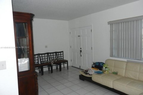 Villa ou maison à vendre à Homestead, Floride: 4 chambres, 229.38 m2 № 865968 - photo 14