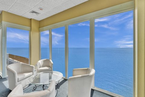 Copropriété à vendre à Pompano Beach, Floride: 2 chambres, 145.86 m2 № 963873 - photo 12