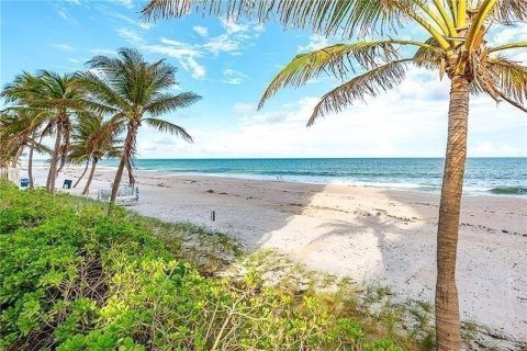 Condo in Fort Lauderdale, Florida, 3 bedrooms  № 1179808 - photo 24