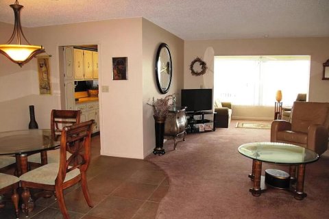 House in Delray Beach, Florida 1 bedroom, 100.33 sq.m. № 1174679 - photo 25