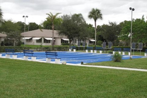 Villa ou maison à vendre à Delray Beach, Floride: 1 chambre, 100.33 m2 № 1174679 - photo 2