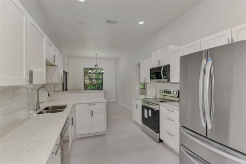 Casa en venta en North Port, Florida, 3 dormitorios, 171.31 m2 № 1110112 - foto 20