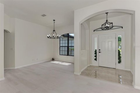 Villa ou maison à vendre à North Port, Floride: 3 chambres, 171.31 m2 № 1110112 - photo 6
