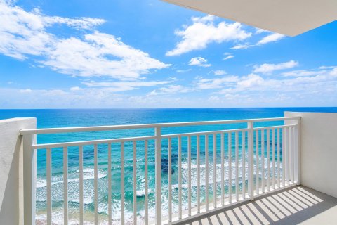 Copropriété à vendre à Highland Beach, Floride: 2 chambres, 102.19 m2 № 1159684 - photo 16