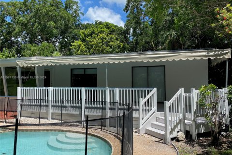 House in Key Biscayne, Florida 4 bedrooms, 162.95 sq.m. № 1136152 - photo 29