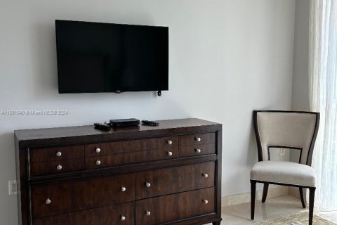 Condo in Sunny Isles Beach, Florida, 3 bedrooms  № 1417236 - photo 22