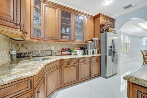 Villa ou maison à vendre à West Palm Beach, Floride: 5 chambres, 524.34 m2 № 665451 - photo 18