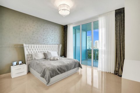 Condominio en venta en Sunny Isles Beach, Florida, 3 dormitorios, 183.85 m2 № 1180086 - foto 22