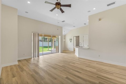 Casa en venta en Orlando, Florida, 4 dormitorios, 268.58 m2 № 1194018 - foto 2