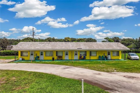 Hotel in Lake Wales, Florida 789.67 sq.m. № 1317760 - photo 4