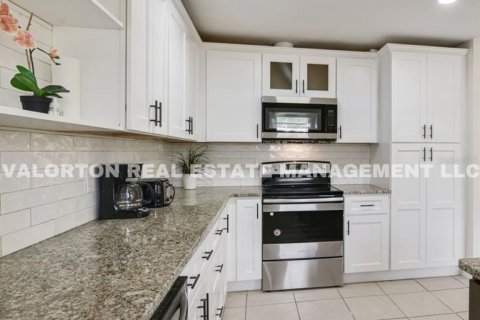 Casa en alquiler en Cocoa, Florida, 3 dormitorios, 136.85 m2 № 884927 - foto 11