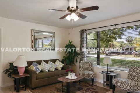 Casa en alquiler en Cocoa, Florida, 3 dormitorios, 136.85 m2 № 884927 - foto 7