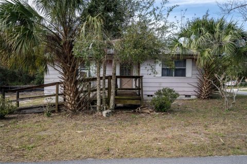 House in DeLand, Florida 2 bedrooms, 72.09 sq.m. № 1286066 - photo 1