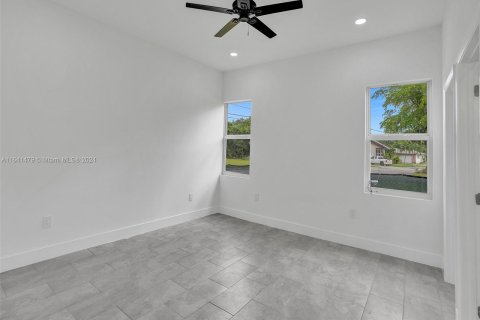 House in Fort Lauderdale, Florida 3 bedrooms, 187.29 sq.m. № 1319067 - photo 23